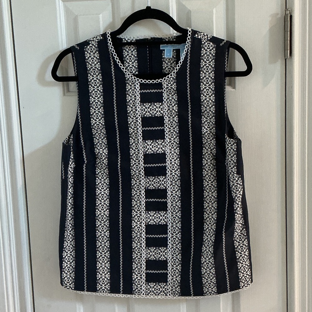 Draper James Navy & White Top w/ Embroidery & Interesting Pattern